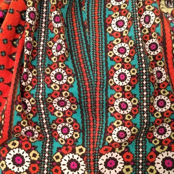 Maurice's Smocked Boho Top size Medium - Picture 8 of 8